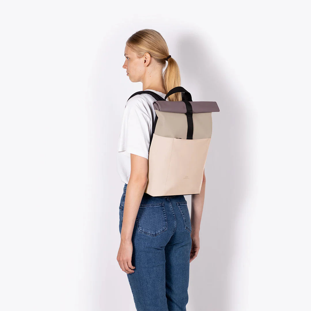Hajo Mini Lotus Backpack Nude Light Apricot lifestyle
