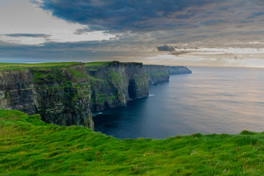 Irish Heights: Exploring the Majestic Cliffs of Moher